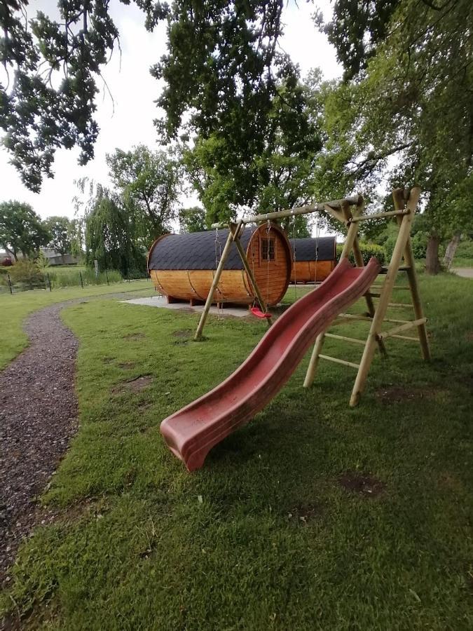Homestay Gemuetliches Schlaffass Am Schwimmteich Mit Heizung